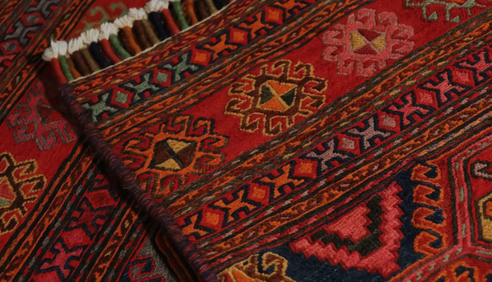 رنگ ندادن فرش دستباف